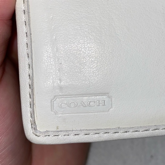 Coach tan wallet - Picture 4 of 4